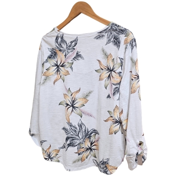 Chico's Cotton Blend Slub Floral Utility Sleeve Button Tee Size Large Tropical - Picture 6 of 12
